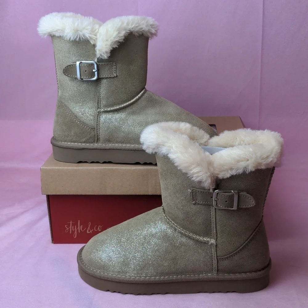 Style & Co Tiny 2 Gold Shimmer Genuine Suede Upper Winter Boots size 6